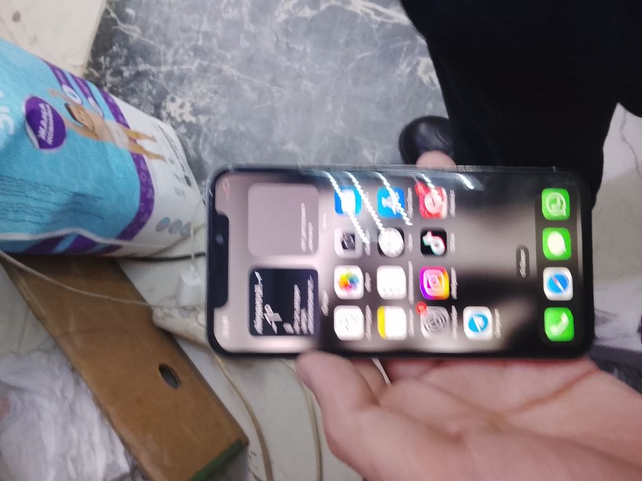 Срочно продам айфон Х