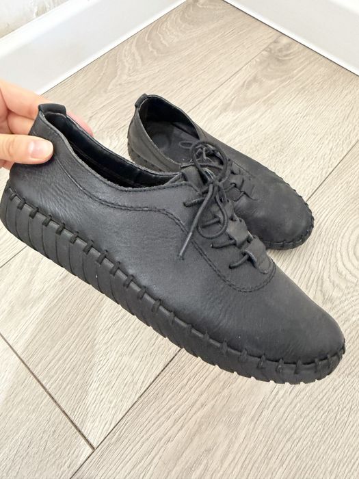 Продам кожаную ботинку