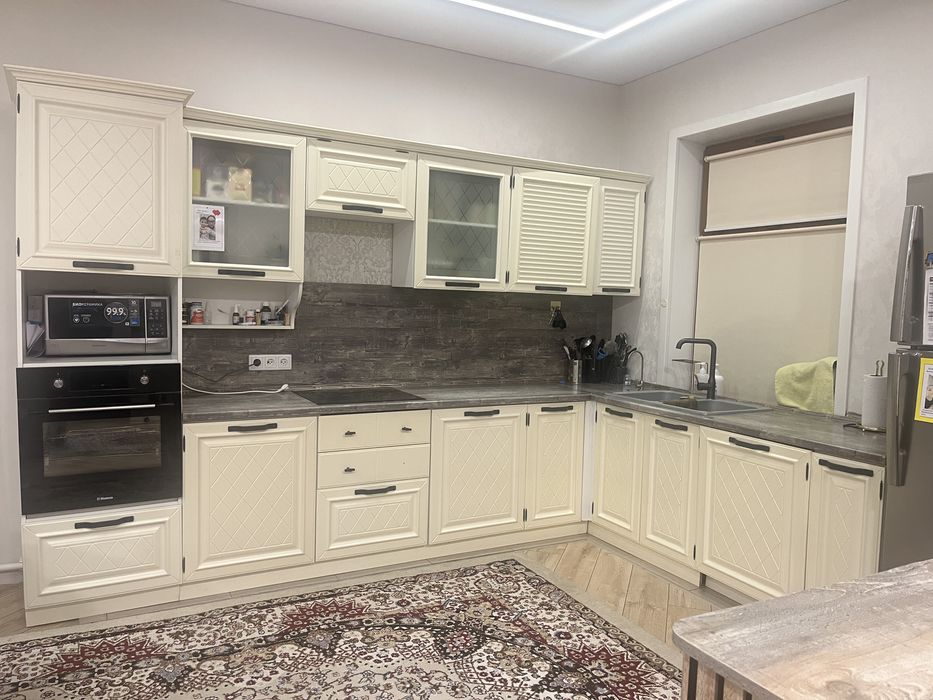 Срочно продам кухонный гарнитур