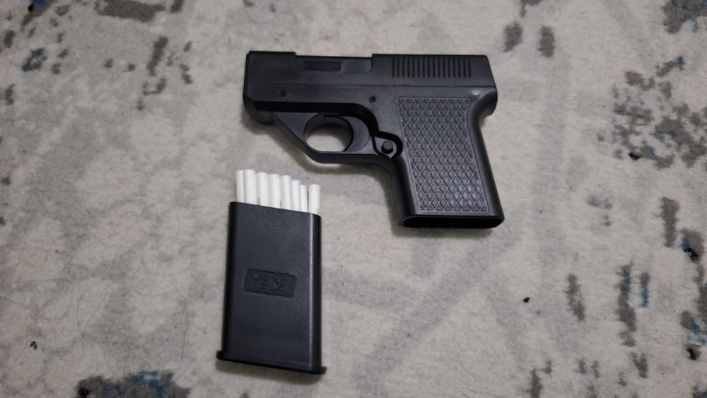 Портсигар + зажигалка писолет куринишда