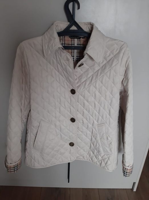 Куртки женские разные