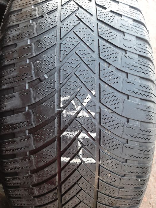 Продам шины 255/55/19 бриджистон