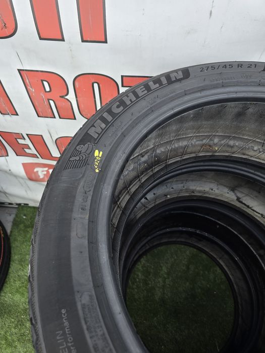 275 45 21 michelin m+s