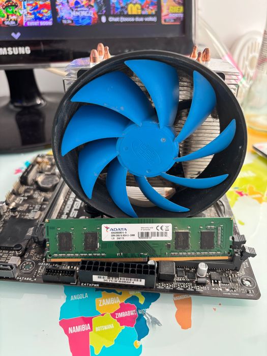 Combo placa de bază intel i5 9600k cooler deepcool 8gb ram ddr4