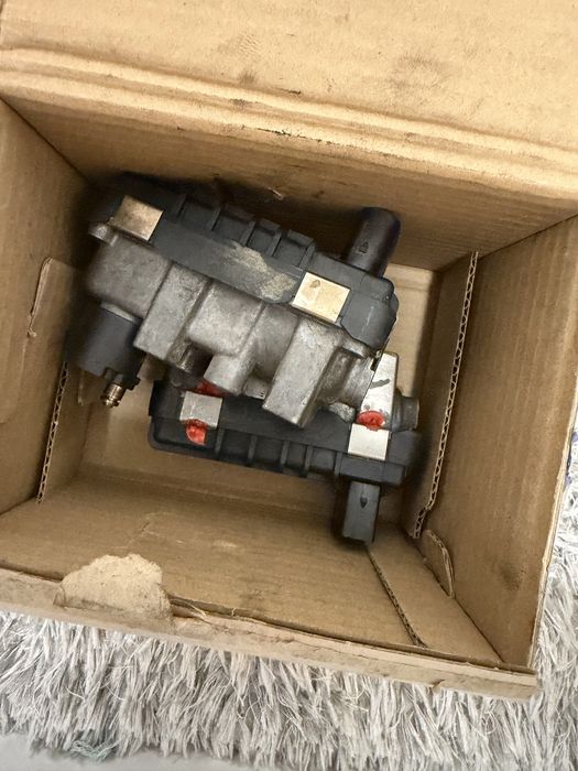 Актуатори за  320cdi мерцедеси