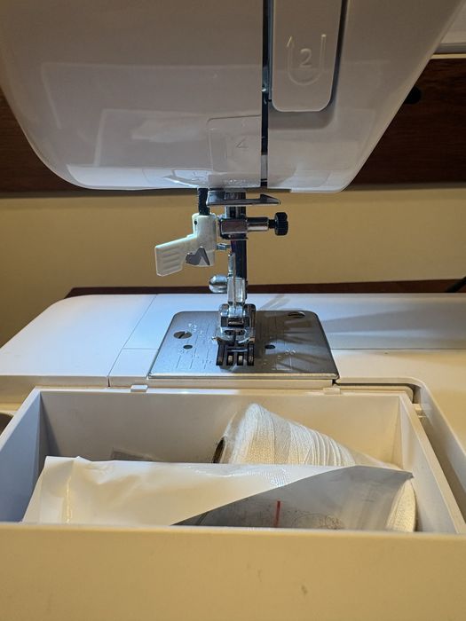 Masina de cusut SINGER® SM024