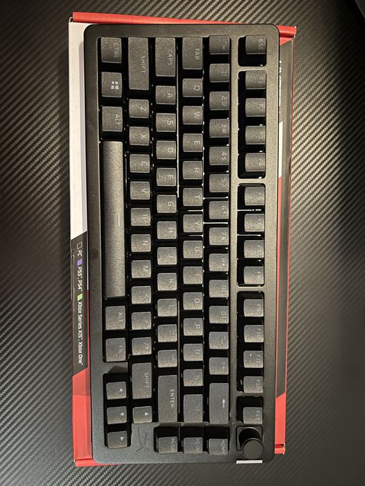 Tastatura gaming mecanica HyperX aproape nou cu garantie 1an si 10luni
