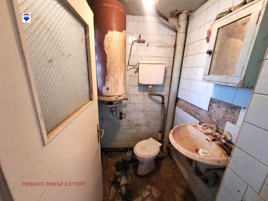 Продава се Къща в с. Щръклево, Област Русе - 144 кв.м за 680 €/кв.м - Снимка #13