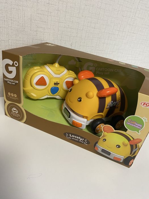 Радиоуправляема кола Пчеличка, с дистанционно