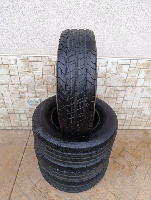 Летни гуми Continental 225/75/16 C 121/120 Conti Van Contact 100