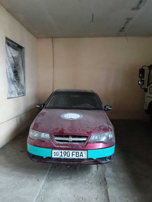 Nexia 2 sotiladi yili 2015 holati yaxshi