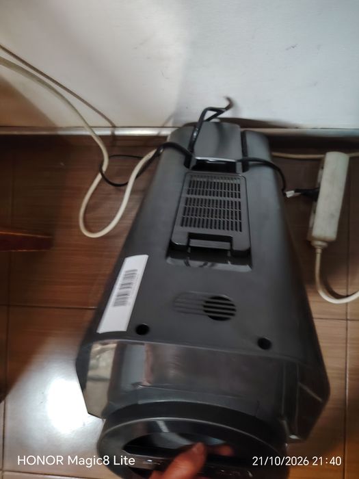 Robot aspirare/spălare Eureka NER  E 10 S