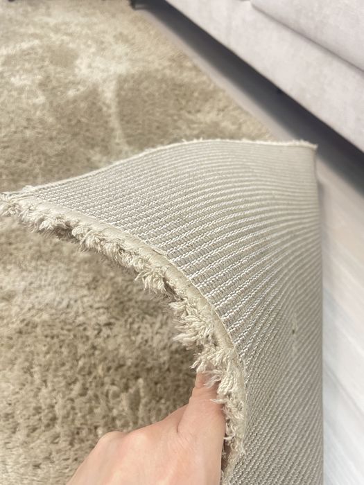 Продам ковер травка 3/3.5