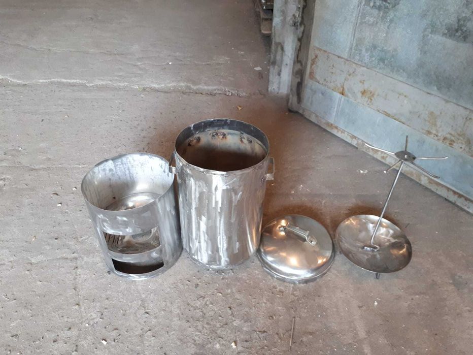 Продам Коптильню горячего копчения