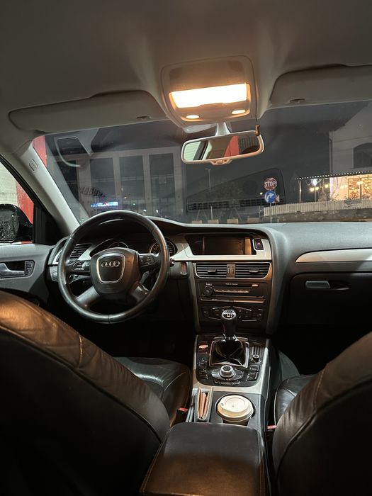 AUDI A4 0 — imagine 5