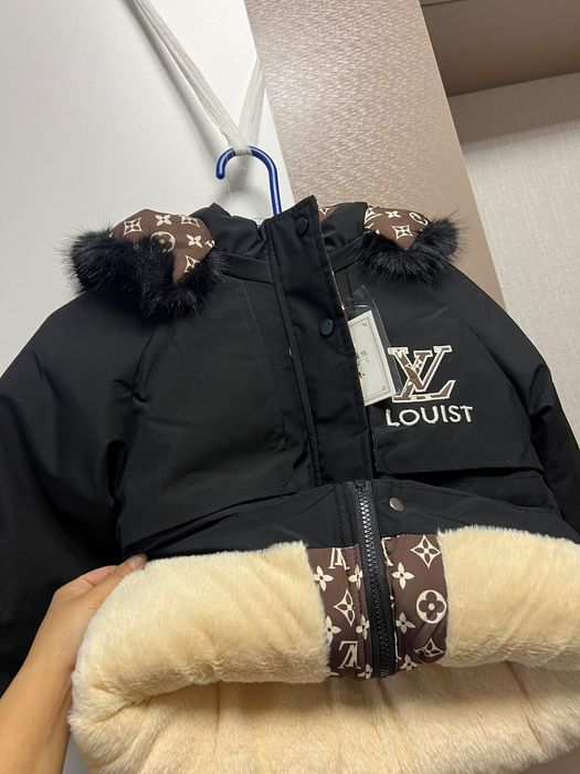Продаеться одежда дешево срочна срочна срочнааааа