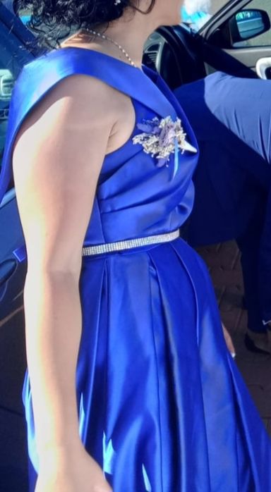 Vând rochie eleganta!