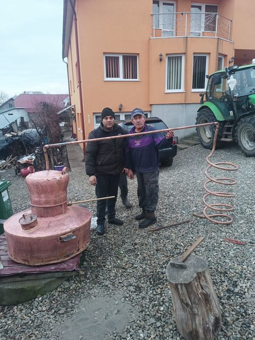 Vând cazane de țuică face la comandă reparăm Cazane