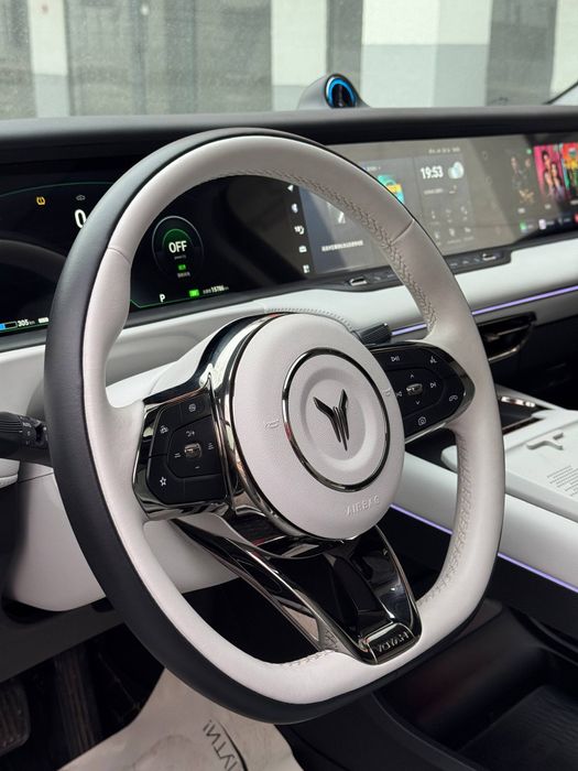 Voyah free Apollo tech 318 full pazitsiya