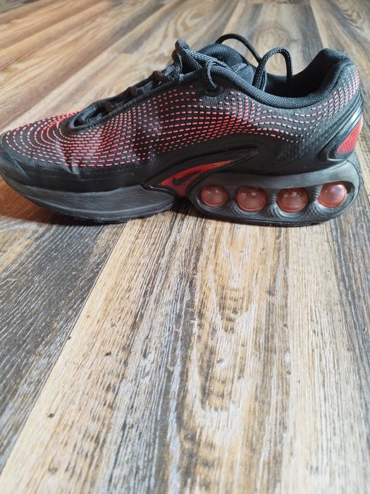 Nike air max dn.
