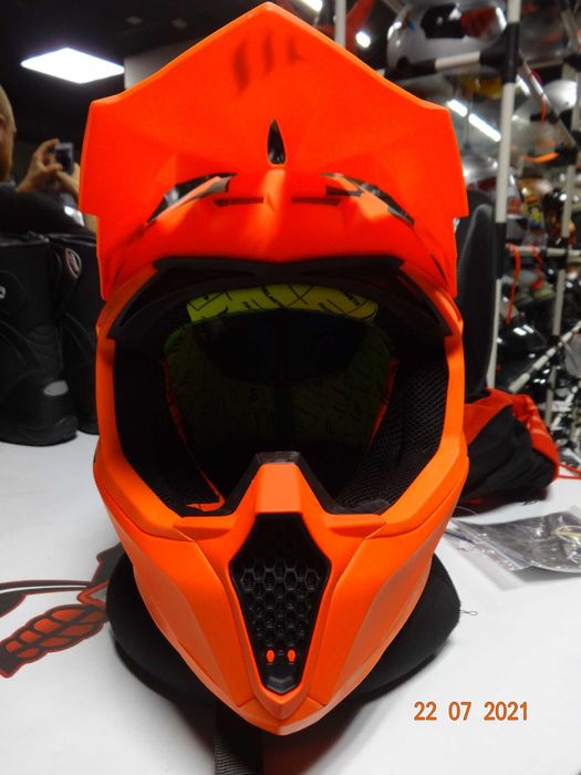 НОВО! Кросови каски MT Helmets различни разцветки мото мотор мотокрос