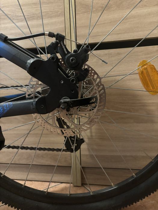 Vând bicicletă Rockrider în stare foarte bună, aproape nefolosită.