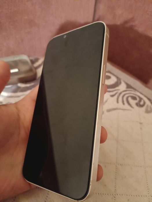 Айфон 13 белый 128 гигабайт