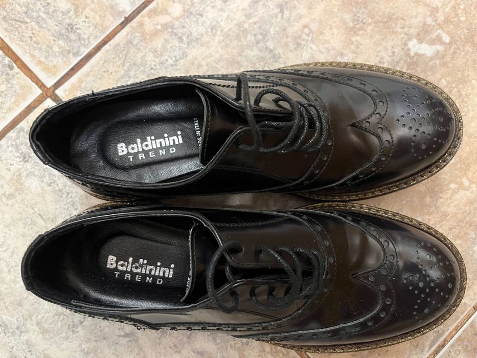 Pantofi Brogue din piele Baldinini Trend, mărimea 37, Made in Italy