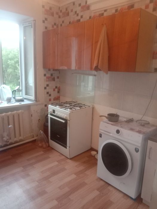 Продам 1 ком квартиру на первом кардоне