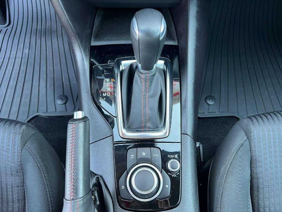 Mazda 3 1.5D 2016г.
