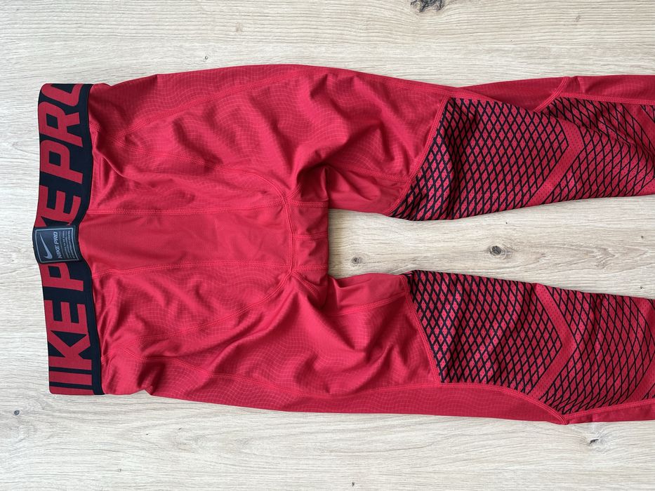 NIKE PRO HyperCool Compression - S размер клин / Оригинал