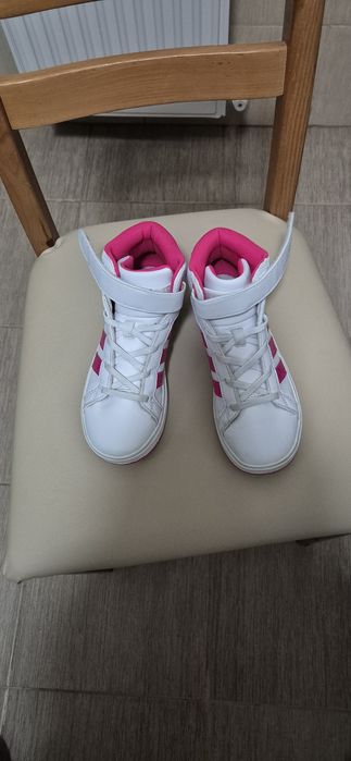 Ghete Adidas nr 34
