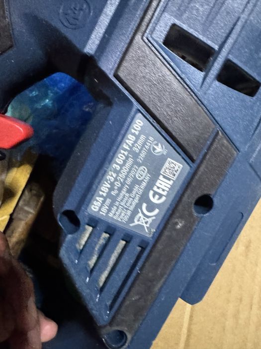Fowrastrau sabie Bosch gsa 18-32 cu turatie reglabila