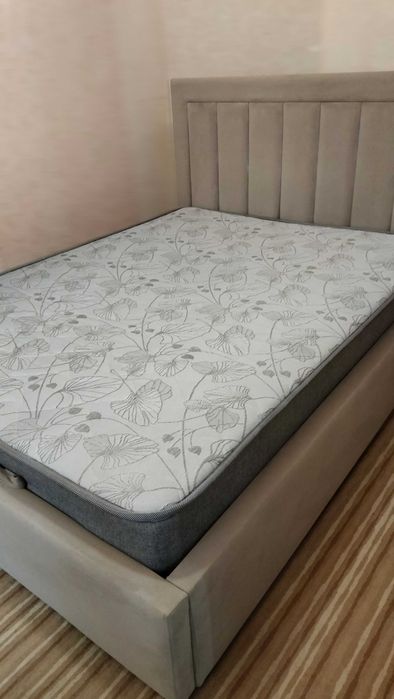 Продётся кровать с матрасом