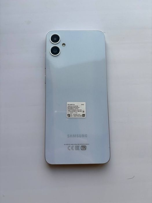 Продам телефон Samsung A055
