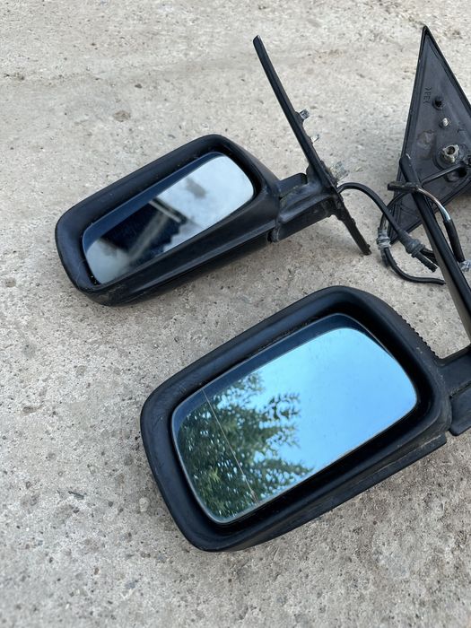Боковые зеркала Бмв е34