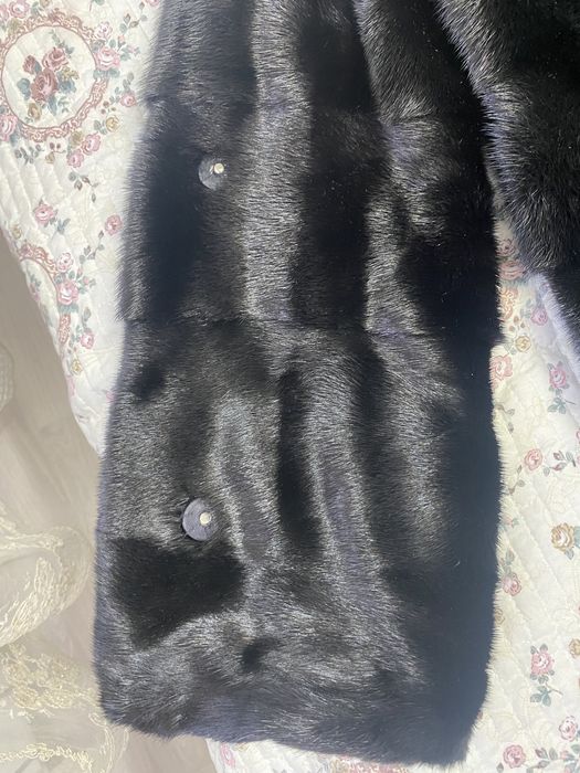 Продам норковую шубу