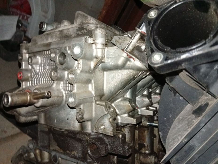 ГБЦ Таиота Авенсис 2 объем