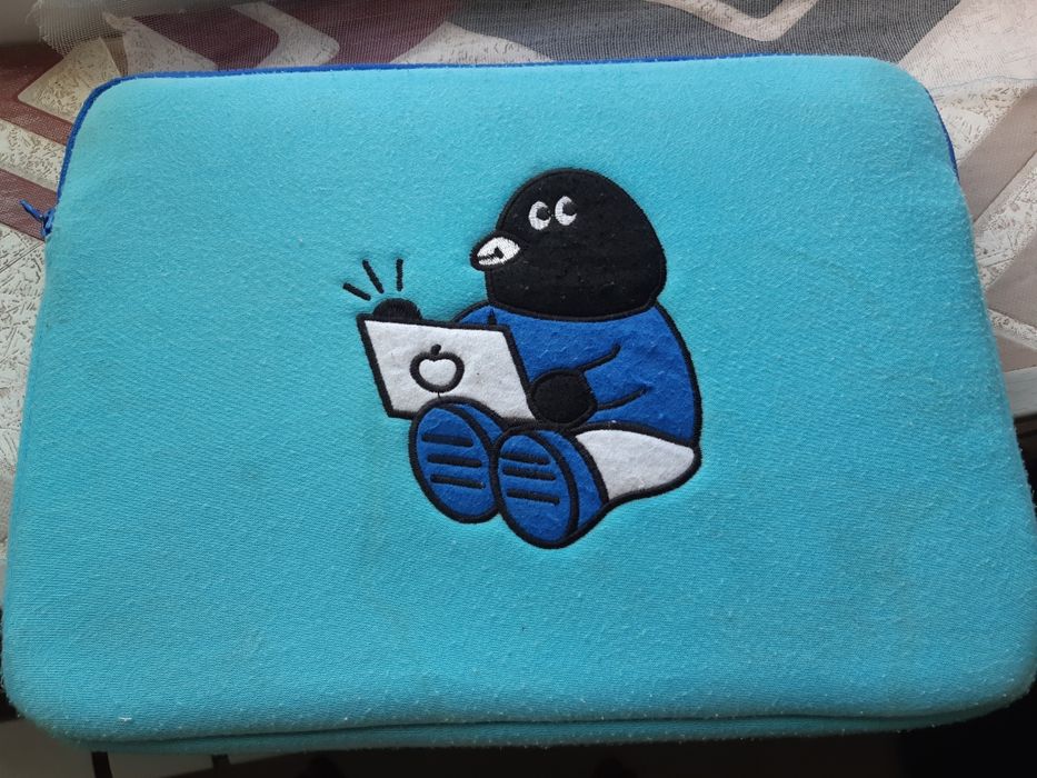 Ноутбук самсунг модел NT 345 XLA