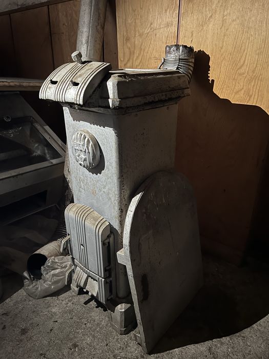 Печка на дърва камина