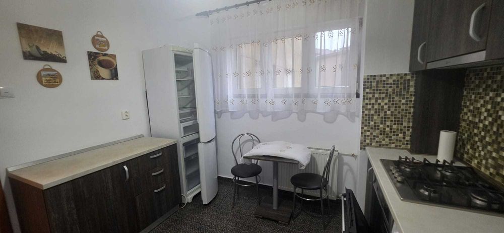 Apartament 4 camere de inchiriat, Parcare, Arcul de Triumf