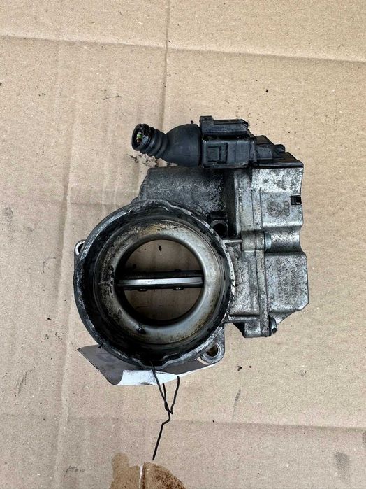 Clapeta acceleratie Audi A4 Avant B7 2.0 TDI BRD 170 CP