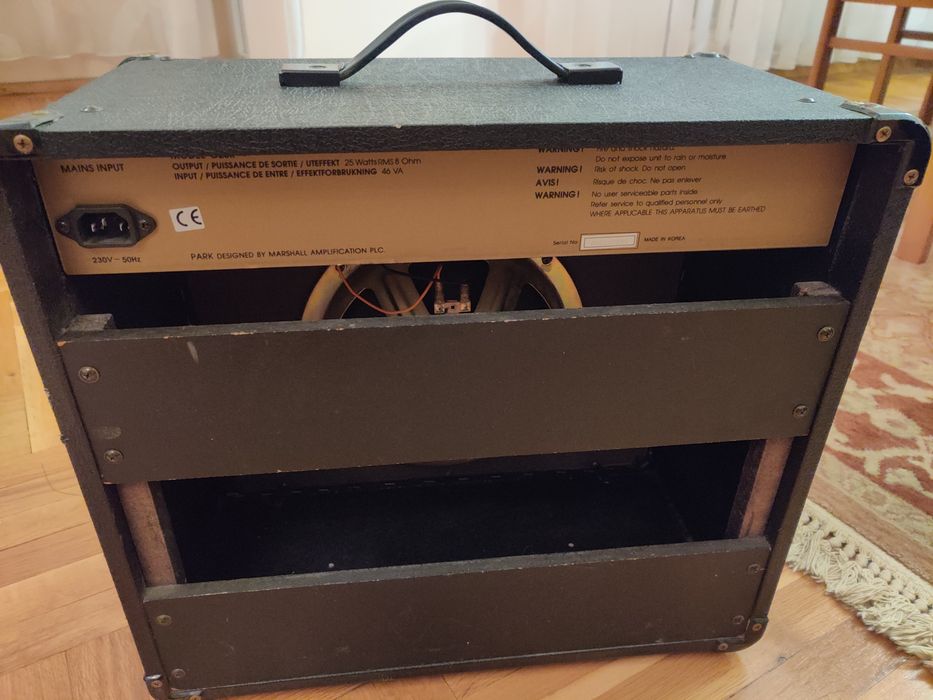 Китарен усилвател Park G25r