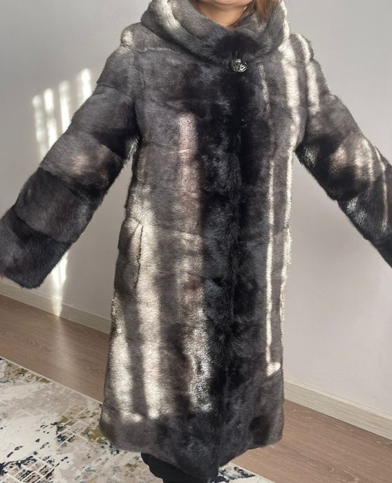 Норковая шуба цвет графит