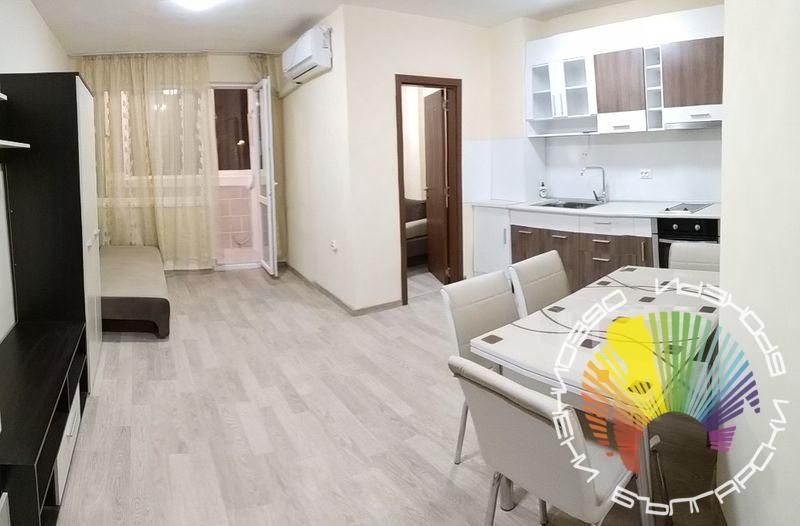 Дава се под наем Двустаен апартамент в Бургас, Център - 42 кв.м за 331.5 € - Снимка #1