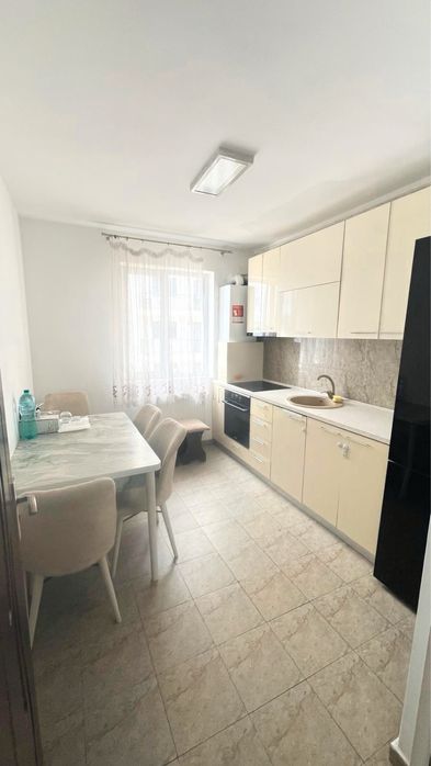 Proprietar- Apartament 3 camere + 1 loc de parcare
