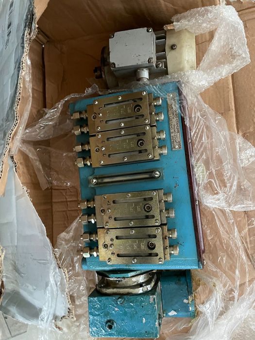 Лубрикаторы насосы многоотводные