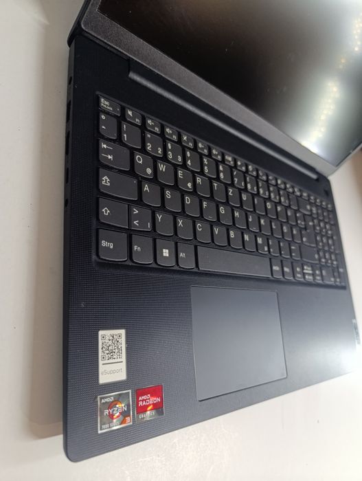Dezmembrez  Lenovo v15 g4 15.6 ryzen 3 7320 4 nuclee  8gb ddr5