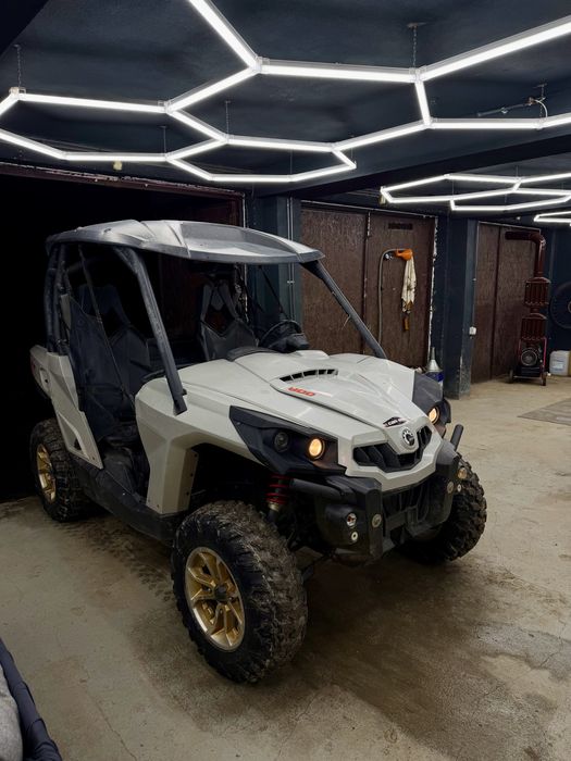 Can Am Commander 800R