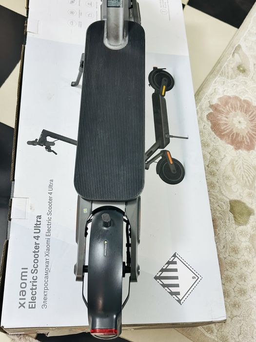 Trotineta electrica xaomi ultra 4 in garantie